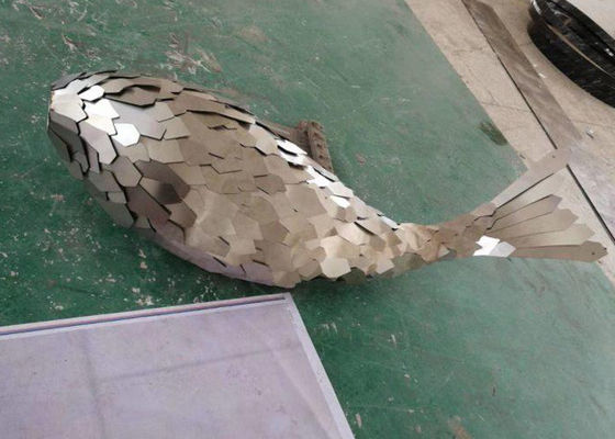 Harga yang bagus Patung Paus Stainless Steel Luar Ruangan Modern Patung Hewan Logam on line