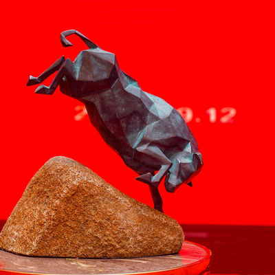 Harga yang bagus Dekorasi Seni Taman Perunggu Patung Banteng Antik on line