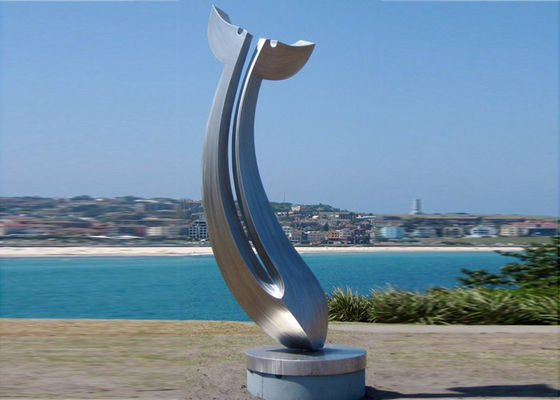 Harga yang bagus Lanskap Besar Abstrak Cermin Patung Stainless Steel Dekorasi Luar Ruangan on line