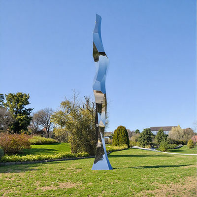 Harga yang bagus Patung Luar Ruangan Stainless Steel Taman Geometris Seni Modern yang Dipoles Kustom on line