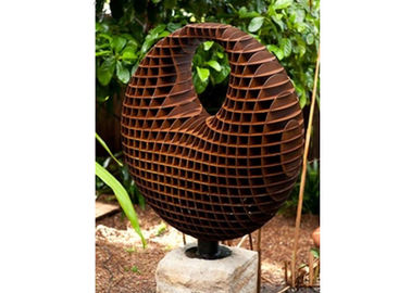 Harga yang bagus Honeycomb Dekorasi Patung Baja Corten, Patung Taman Logam Berkarat on line