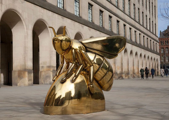 Harga yang bagus Seni Kontemporer Titanium Finish Honey Bee Sculpture Corrosion - Stability on line