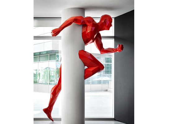 Harga yang bagus Seni Lukis Besar Modern Geometris Running Man Patung Fiberglass Hiasan Dinding on line