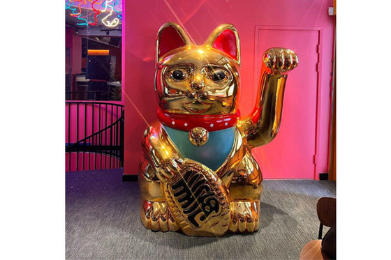 Harga yang bagus Patung Hewan Fiberglass Luar Ruangan Besar Patung Kucing Keberuntungan Emas on line