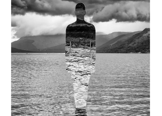 Cermin Polished Stainless Steel Invisible Man Sculpture Dekorasi Publik