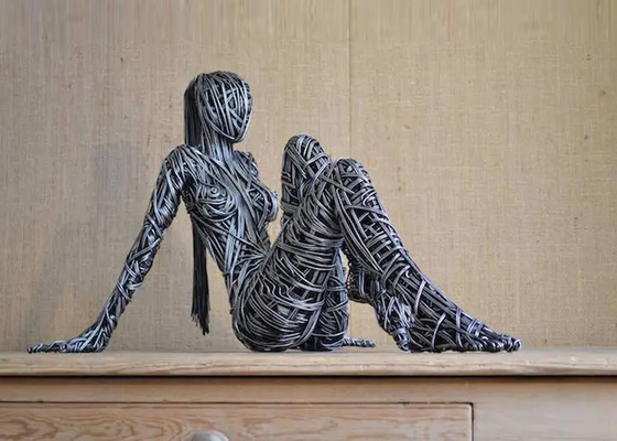 Dekorasi Luar Ruangan Modern Stainless Steel Wire Dancer Sculpture