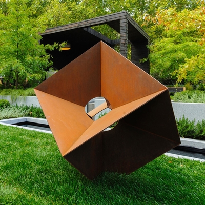 Modern Karat Corten Baja Hand Sculpture Kubus Untuk Dekorasi Luar Ruangan