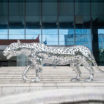 Dekorasi Plaza atau Villa Luar Ruangan Patung Leopard Baja Tidak Berlemak