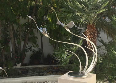 Metal Bird Abstract Yard Sculptures / Metal Wave Sculpture Untuk Dekorasi Dalam Ruangan
