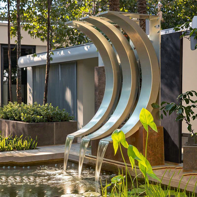 Desain kustom Modern Taman Air mancur Baja tahan karat Fitur Air Luar Ruangan