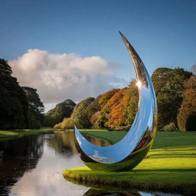 Patung Bulan Cermin Stainless Steel Taman Modern Kustom