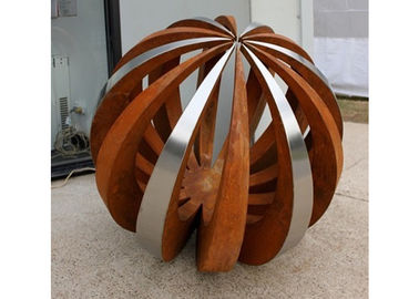 Harga yang bagus Dekorasi luar ruangan Corten Steel Patung, Patung Bola Stainless Steel yang Dicat on line