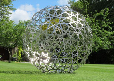 Harga yang bagus Ornamen Taman logam Sphere Patung Desain Berongga Stainless Steel on line