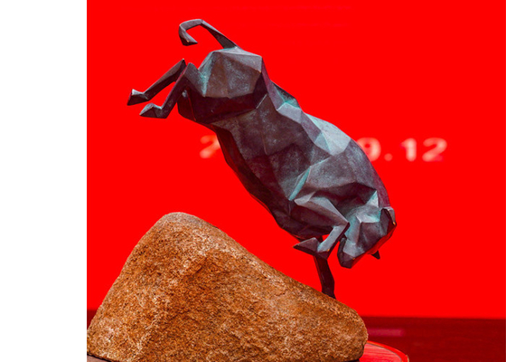 Harga yang bagus Patung Banteng Perunggu Buatan Tangan Dekoratif Dalam Ruangan on line