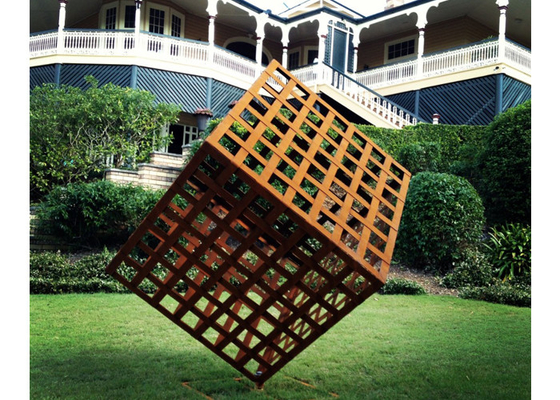 Patung Geometris Baja Corten Kontemporer Tinggi 200cm